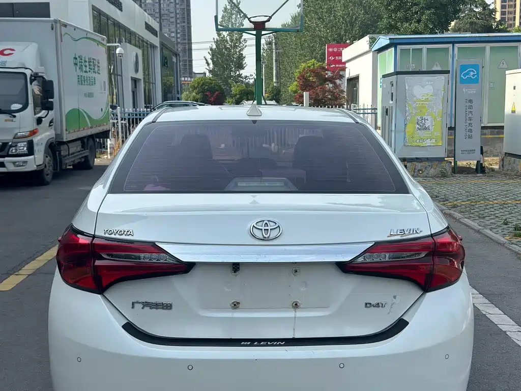 Levin Facelift 185 T CVT Elite CN-V