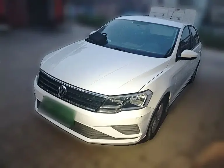 Volkswagen Jetta 1.4 L Manual Fashion
