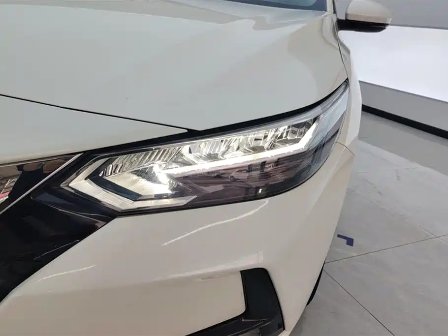 Sylphy 1.6 L XL CVT Joy