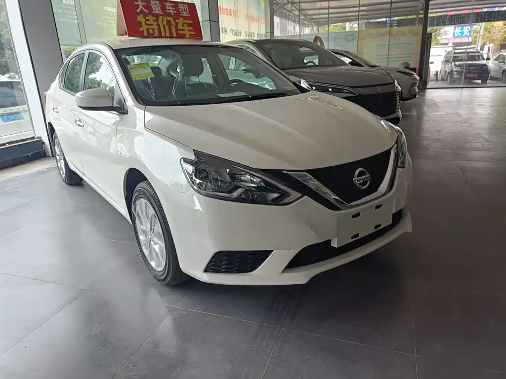 Sylphy 1.6 L CVT Carefree