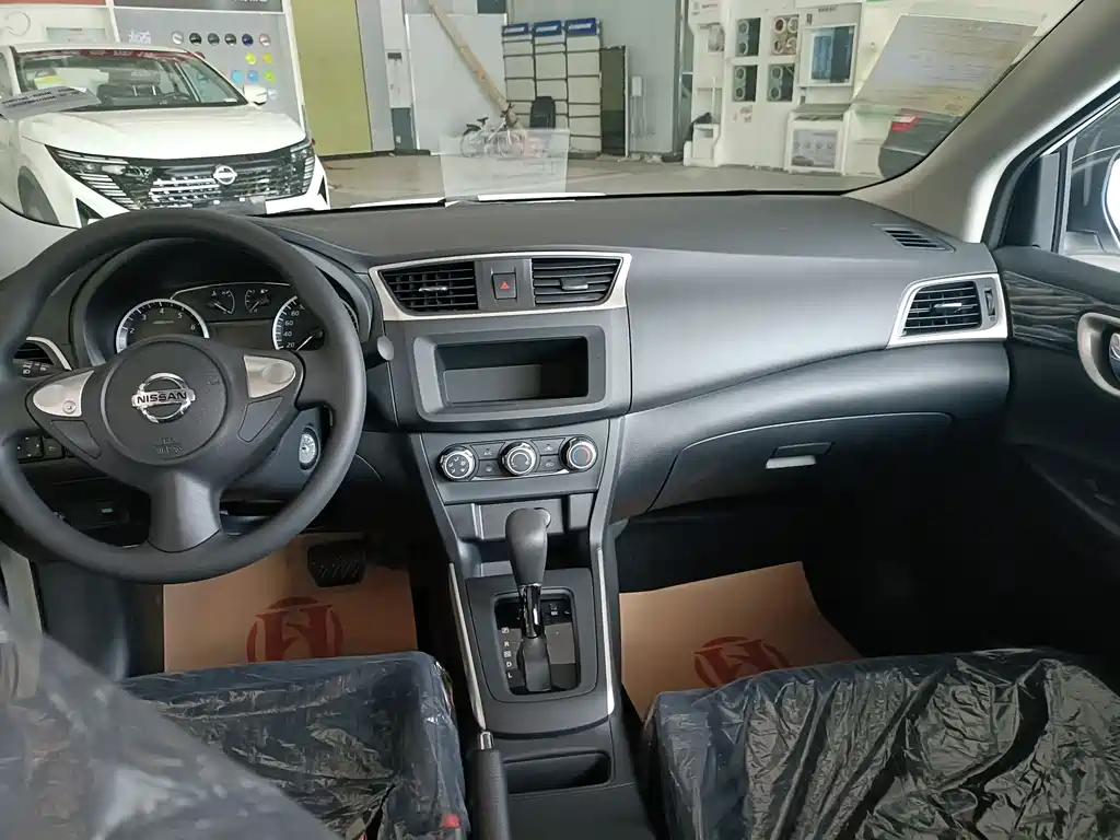 Sylphy 1.6 L CVT Carefree