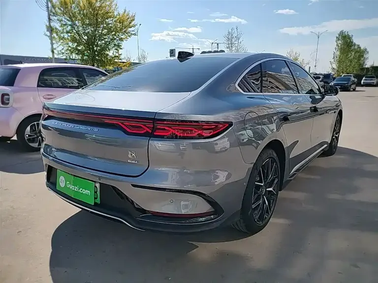 BYD Han DM-i Smart Drive 125 KM Distinguished