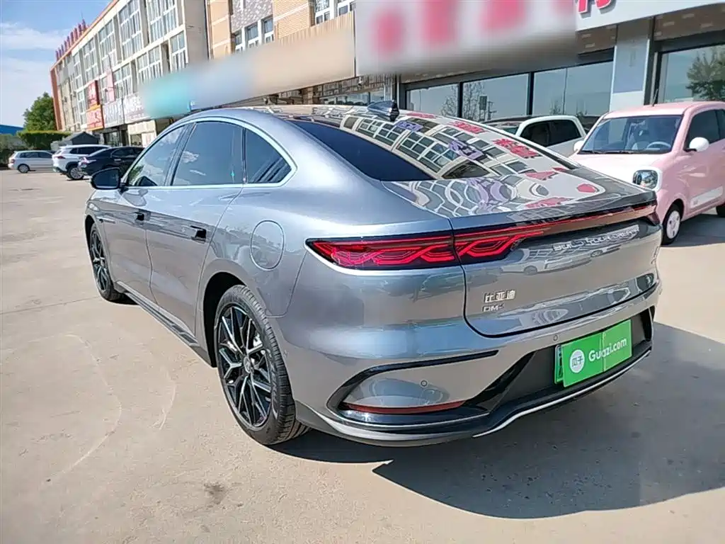Han DM-i Smart Drive 125 KM Distinguished