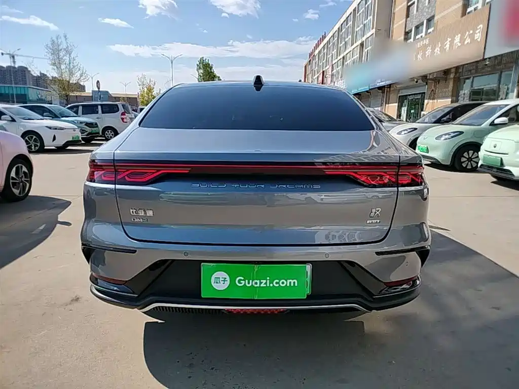 Han DM-i Smart Drive 125 KM Distinguished