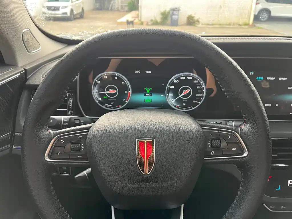 Hongqi HS5 2.0 T Connected Flagship Enjoyment 4 WD