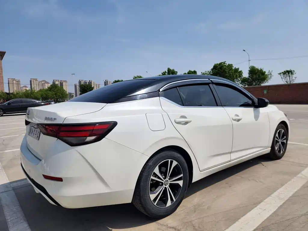 Sylphy 1.6 L XL CVT Joy