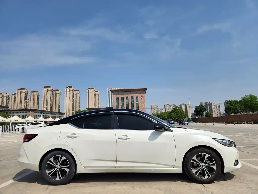 Sylphy 1.6 L XL CVT Joy