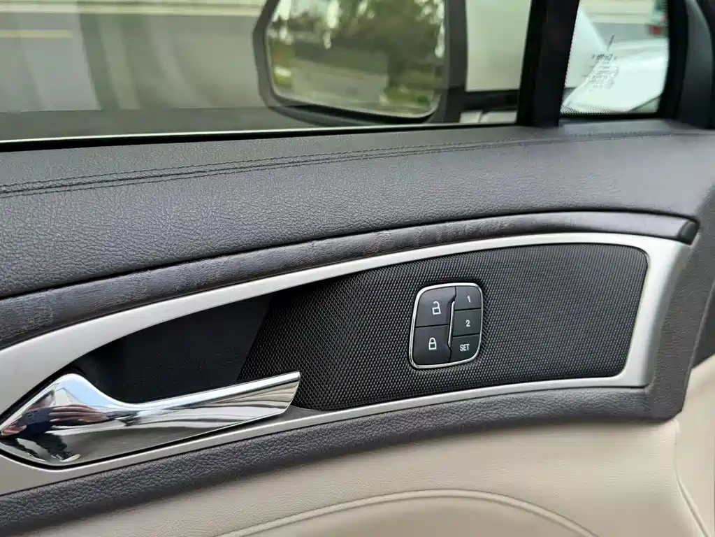 Lincoln MKZ 2.0 T Graceful CN-VI
