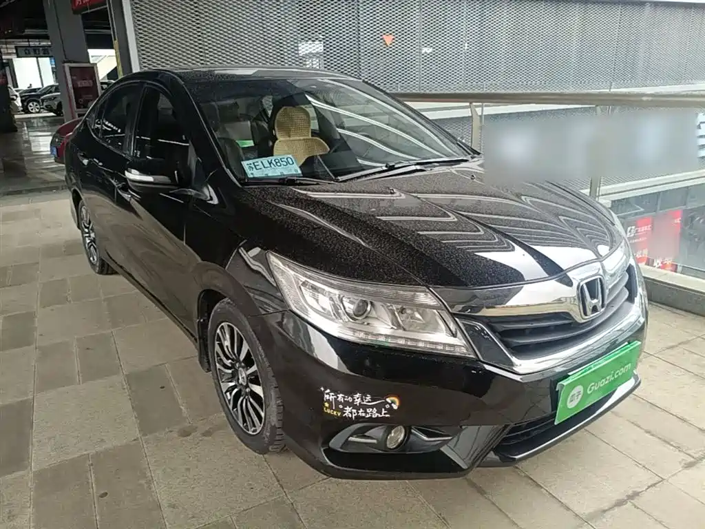 Crider 1.8 L Auto Luxury