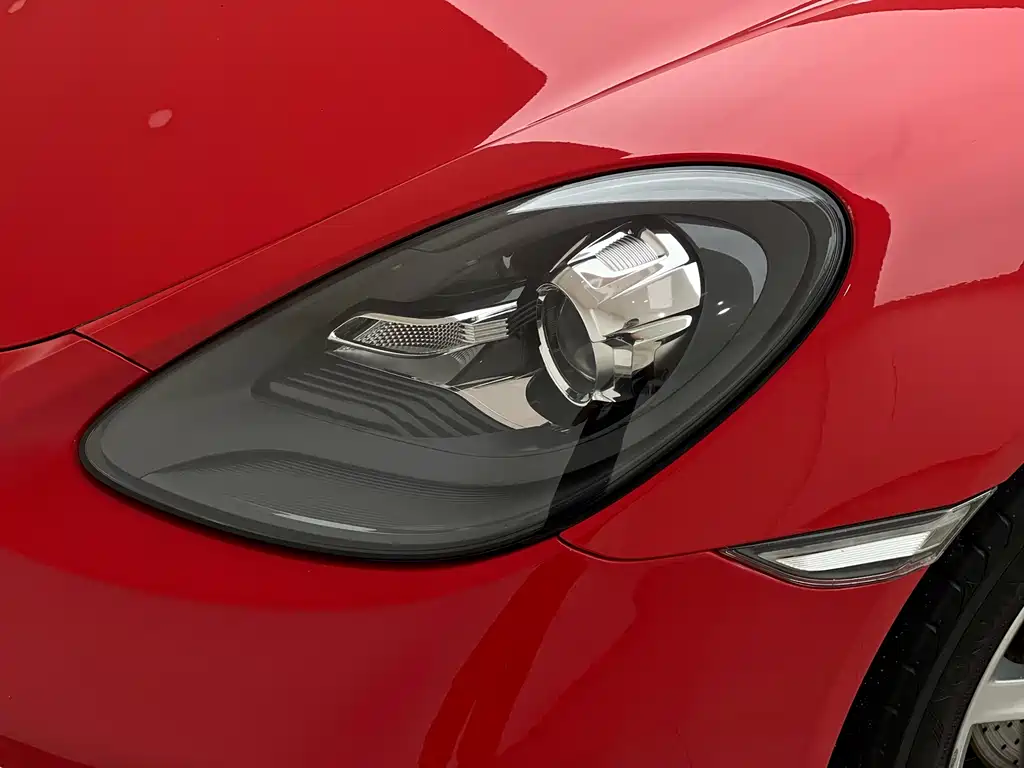 Porsche 718 Boxster 2.0 T