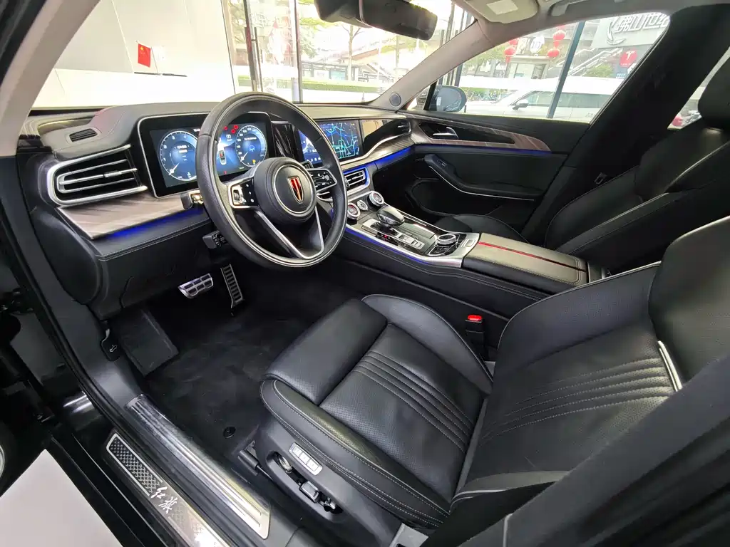 Hongqi H9 2.0 T Connected Flagship Enjoyment