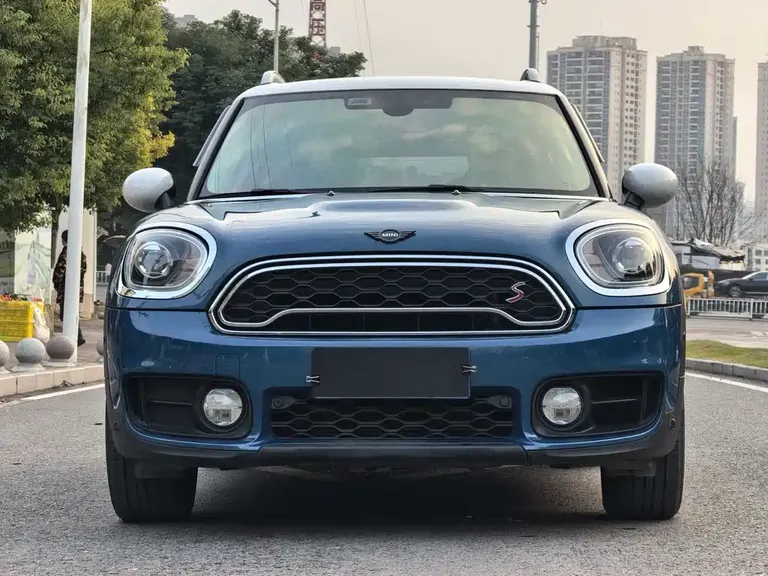 MINI COUNTRYMAN 2.0 T COOPER S ALL4 Classic
