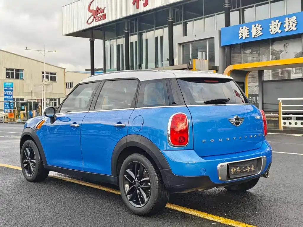 MINI COUNTRYMAN 1.6 L COOPER Fun