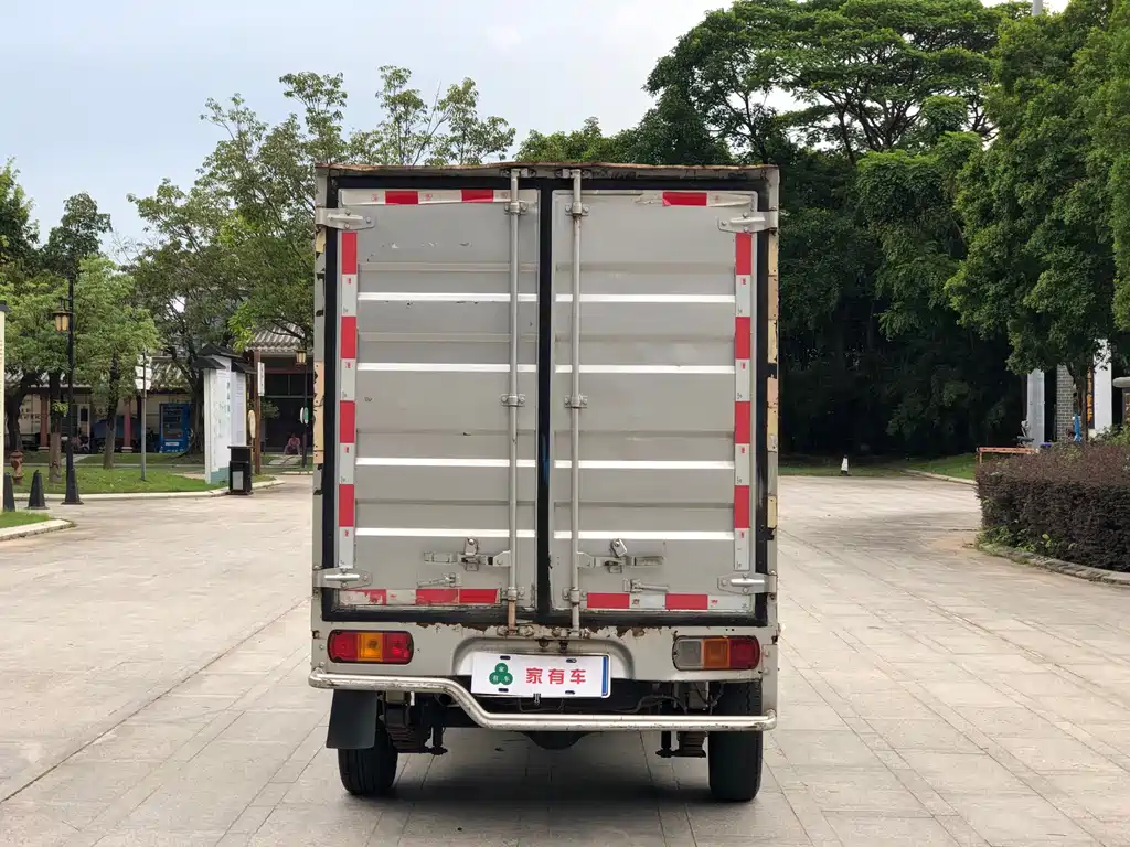 Wuling Rongguang Mini Truck 1.5 L Basic Single Cab CN-VI L3 C