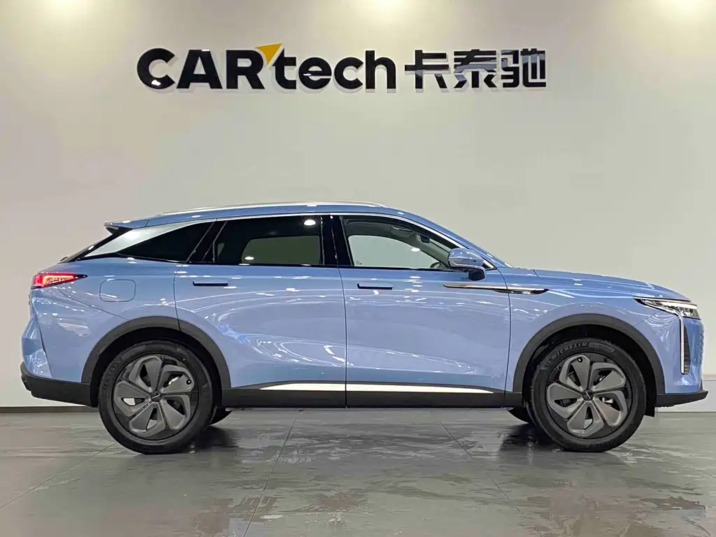 Exeed Yaoguang 400 T 2 WD Luxury Enjoyment