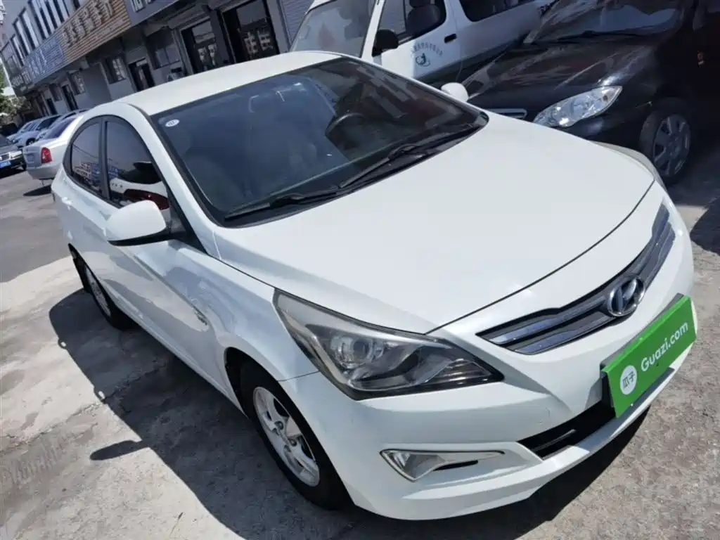 Accent 1.4 L Manual Intelligent GLS