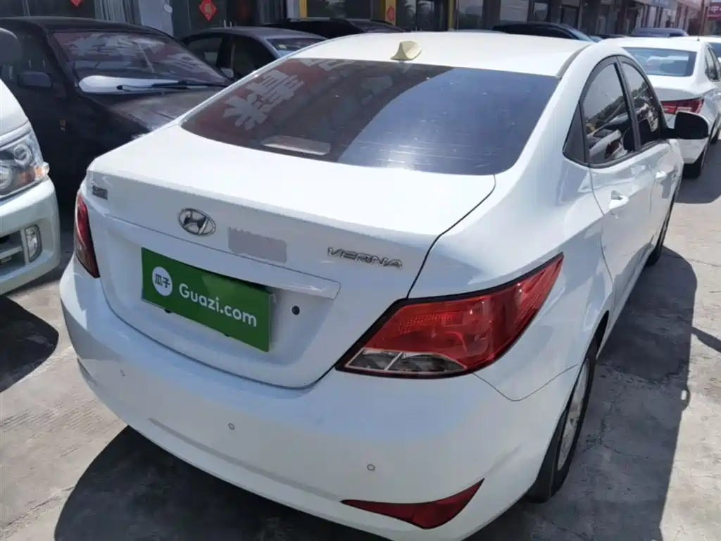 Accent 1.4 L Manual Intelligent GLS