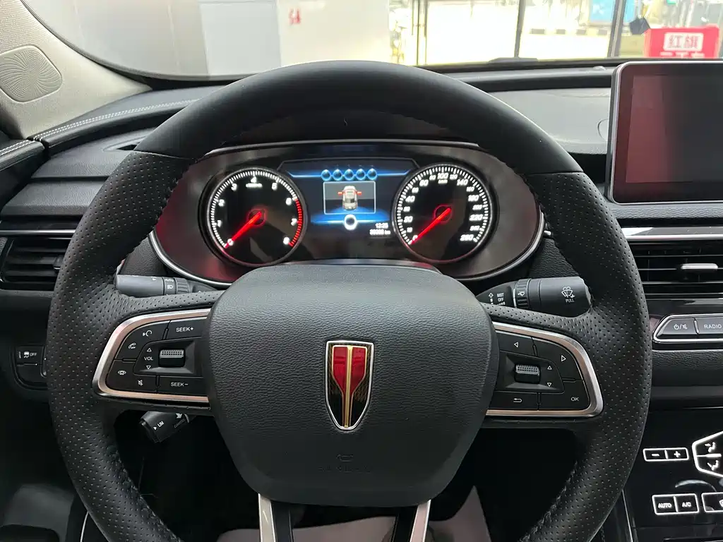 Hongqi H5 30 TD Agile