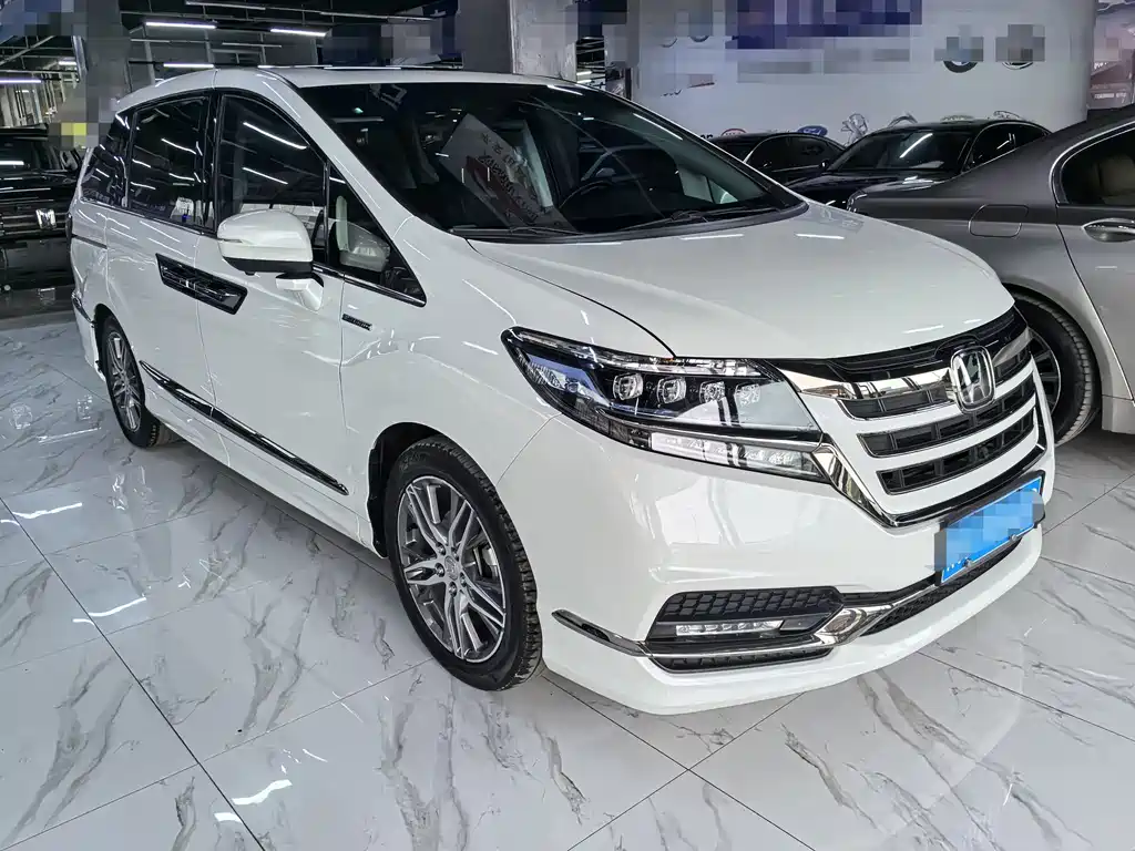 Elysion 2.0 L Hybrid Supreme