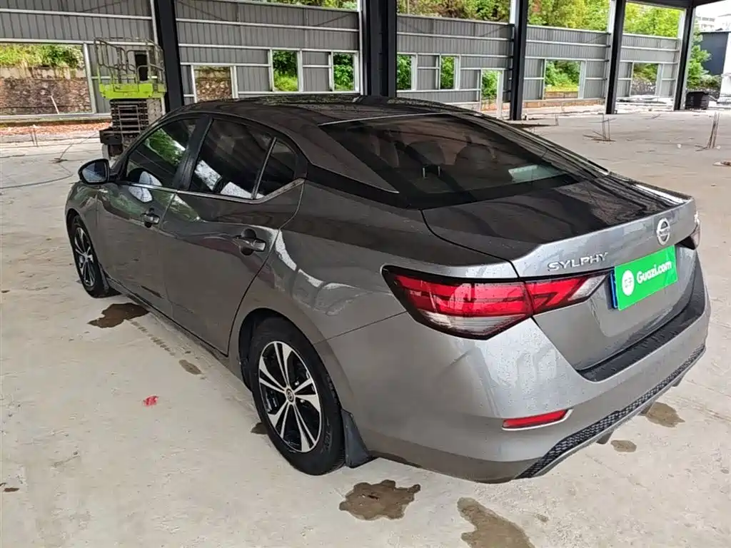 Sylphy 1.6 L XL CVT Joy