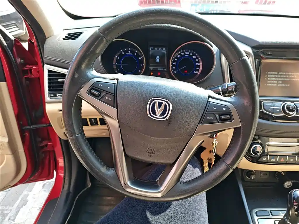 Eado 1.6 L Auto Style