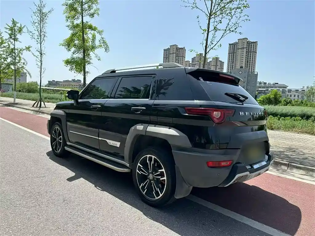 Beijing Offroad BJ20 1.5 T CVT Luxury