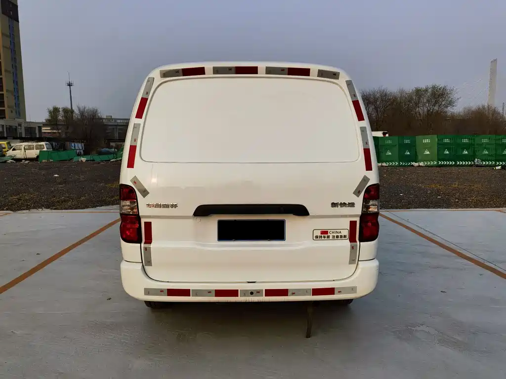 Jinbei Kuaiyun 2.0 L CN-VI Economy 6-seat G6 P-6 1 TZS