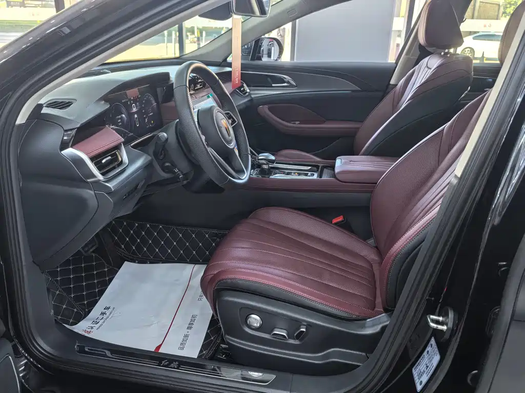 Hongqi H5 2.0 T Auto Connected Flagship