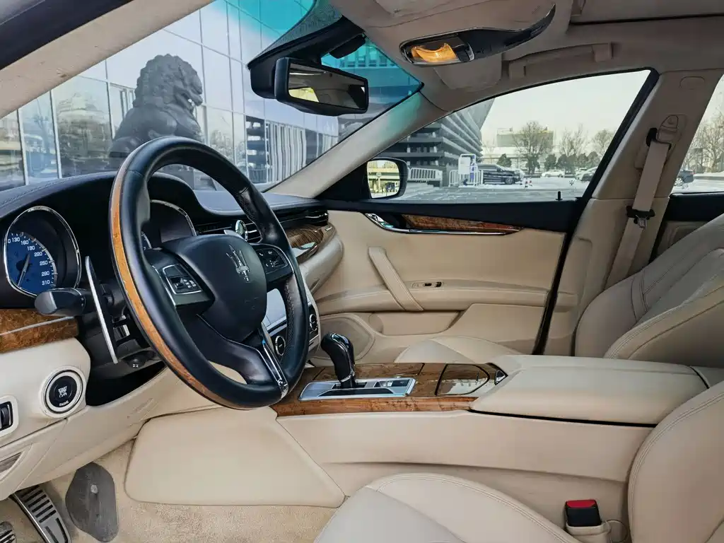 Quattroporte 3.0 T Standard