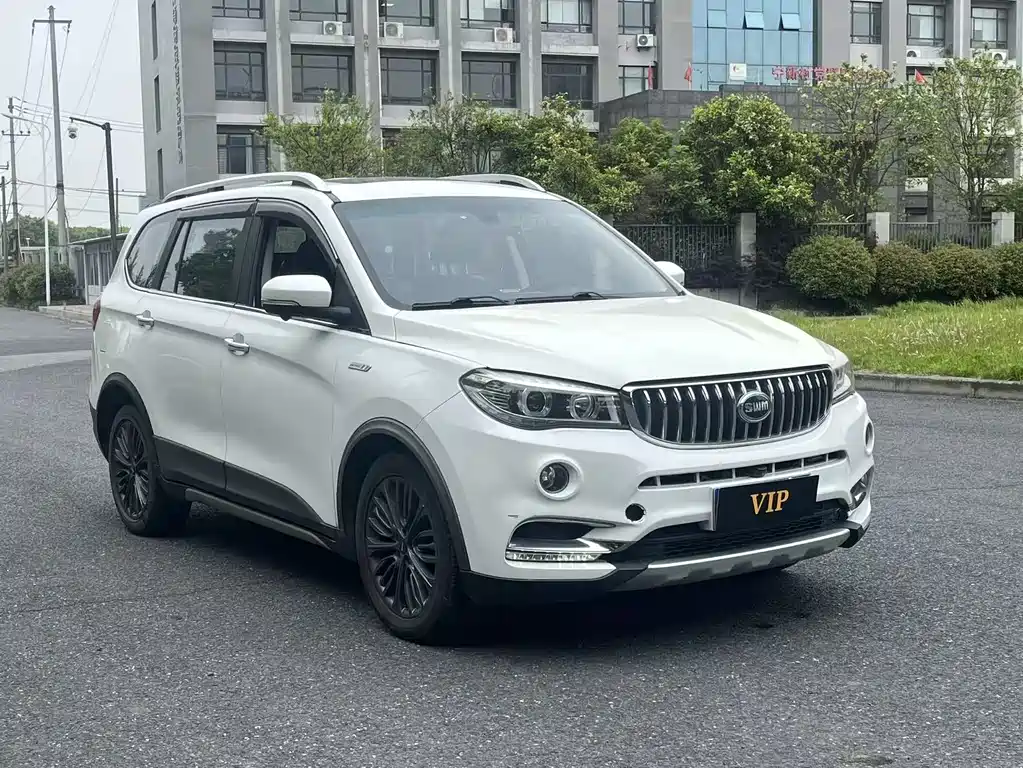 SWM X7 SWM斯威X7 2018款 1.5 T 自动智享互联版 7座