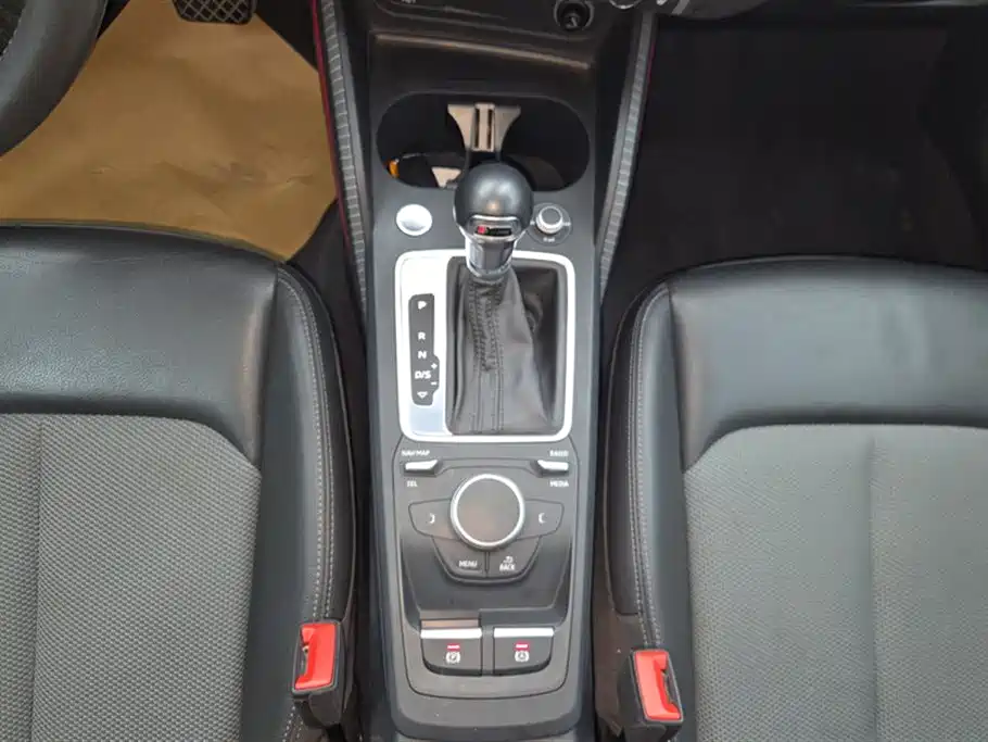 Audi Q2 L 35 TFSI Fashion Elegant