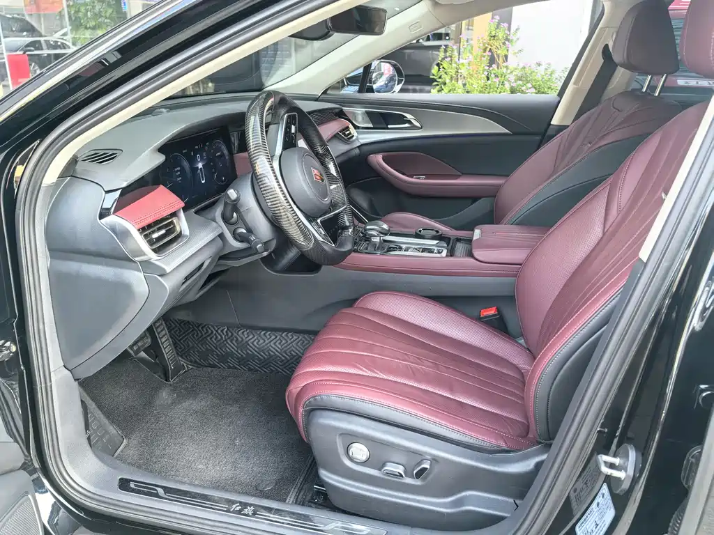 Hongqi H5 2.0 T Auto Connected Flagship