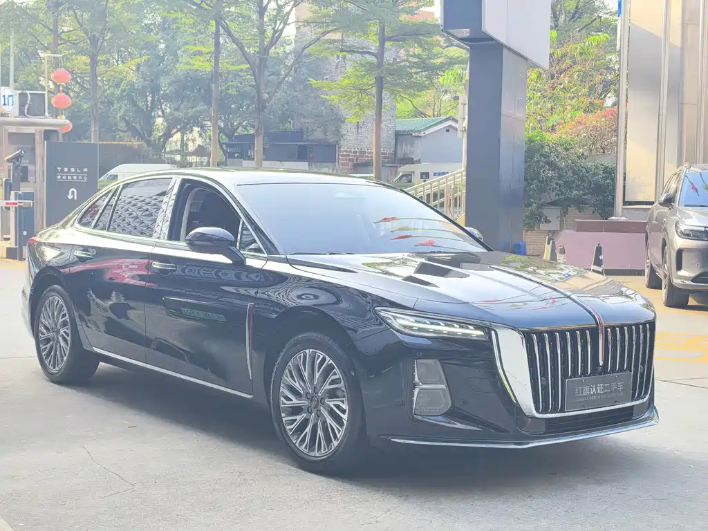 Hongqi H5 2.0 T Auto Connected Flagship