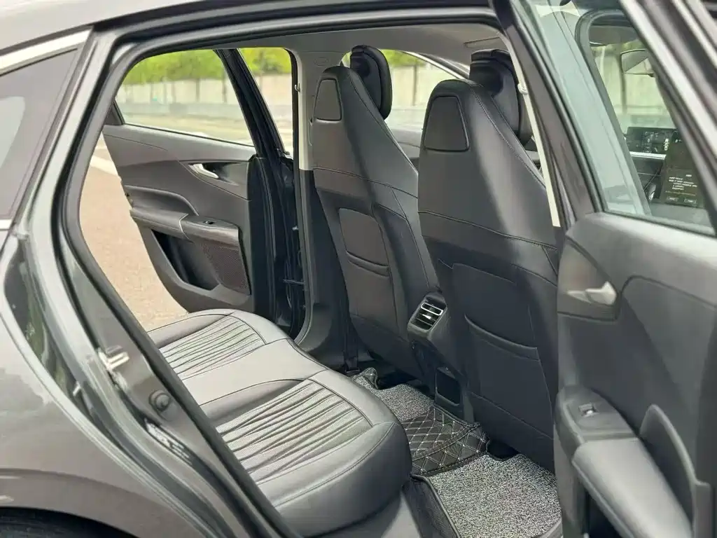 Eado 1.5 T GDI Auto Flagship