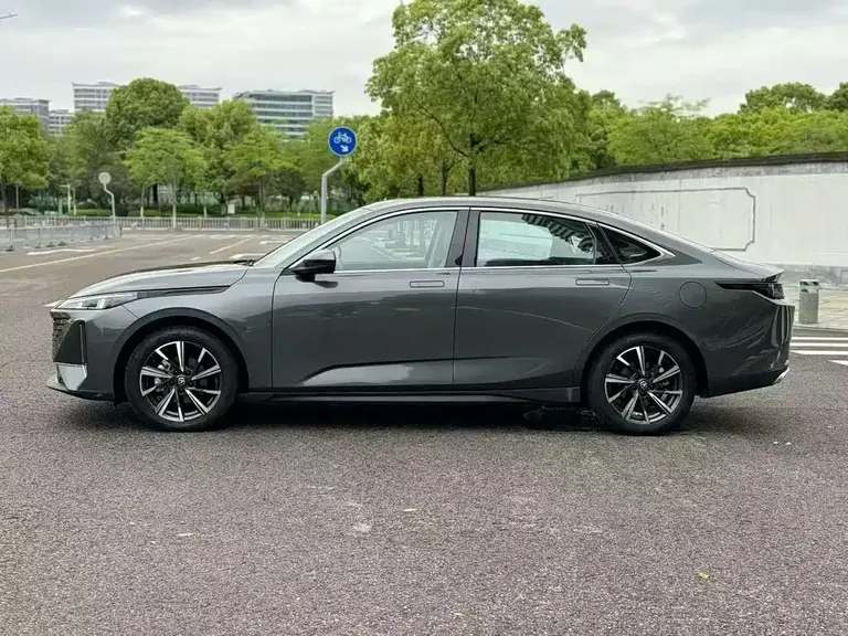 Changan Eado 1.5 T GDI Auto Flagship