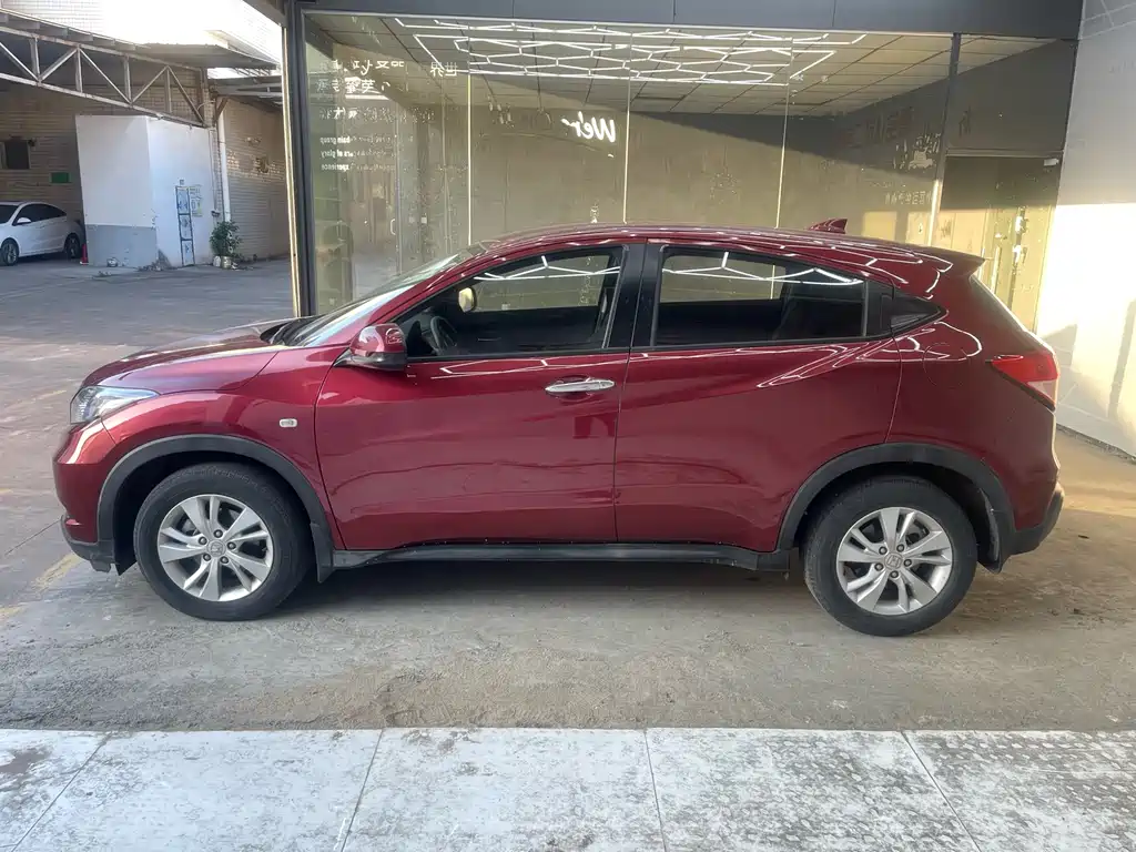 Vezel 1.5 L CVT 2 WD Comfort