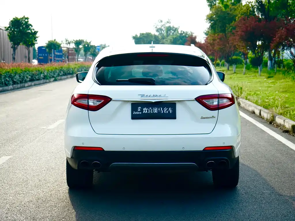 Levante 3.0 T Standard
