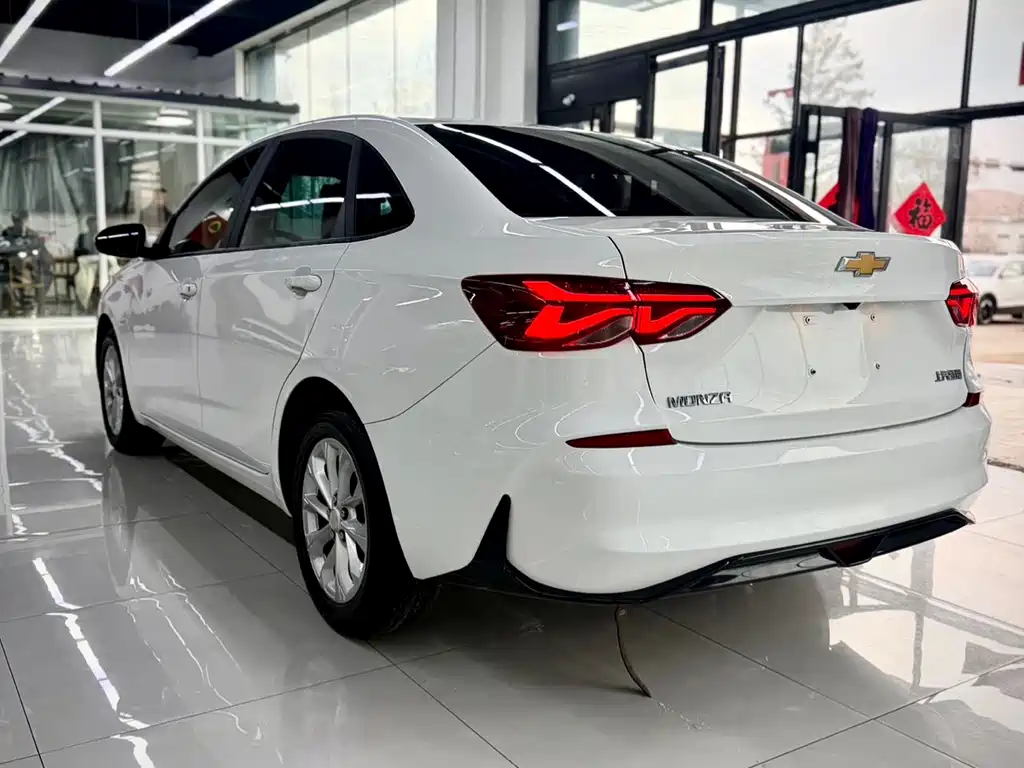 Monza 1.5 L DCT WOW Value Enjoyment