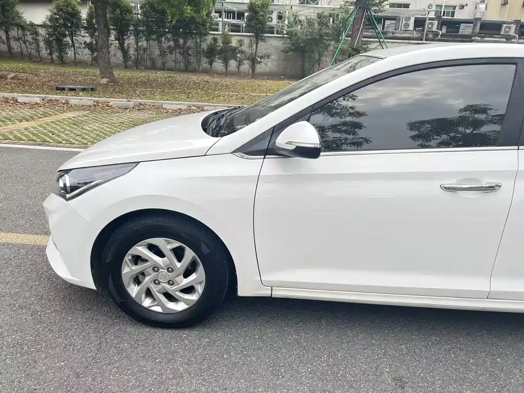 Verna 1.4 L CVT GLS Cool