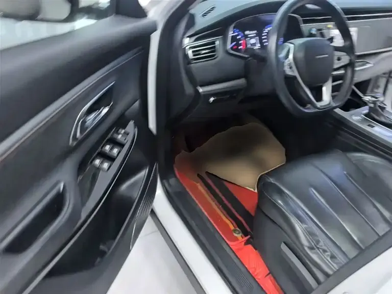 Changan Oshan X7 1.5 T Auto Luxury