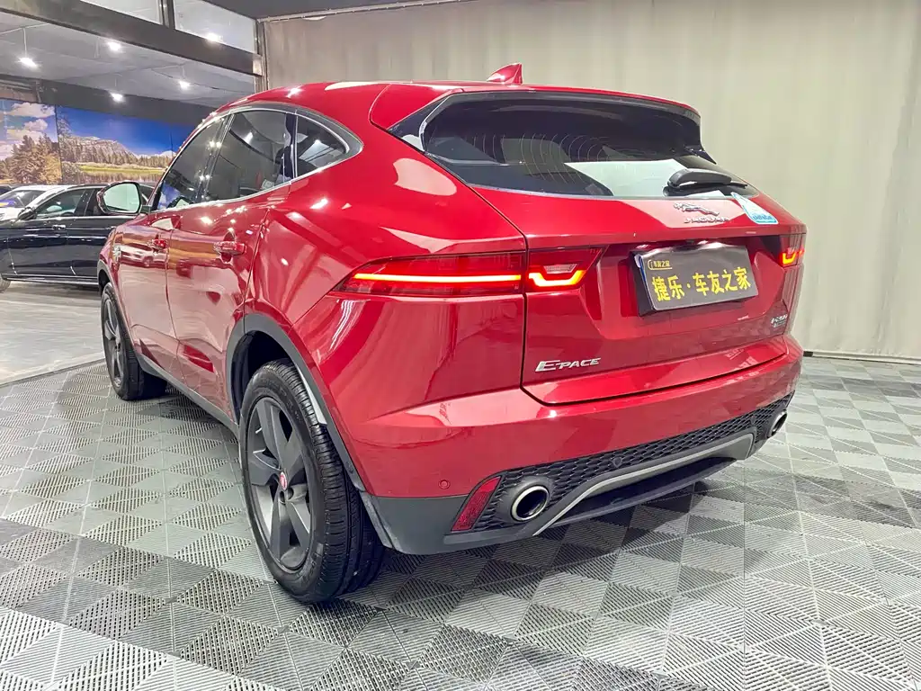 Jaguar E-PACE P200 S CN-V