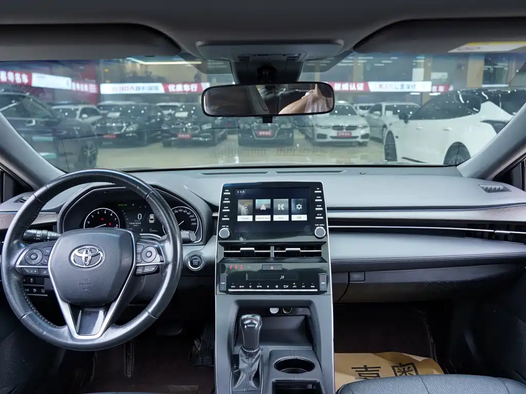 Avalon 2.0 L XLE Premium CN-VI