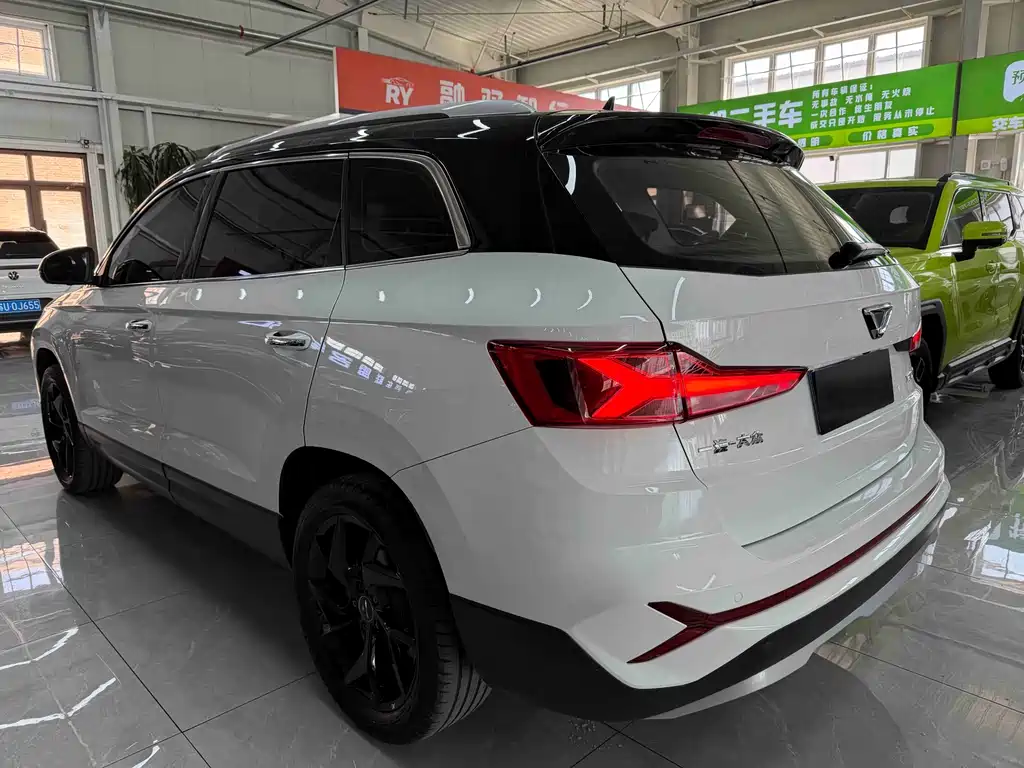 Jetta VS7 Panda 1.4 T Auto Joy Pro