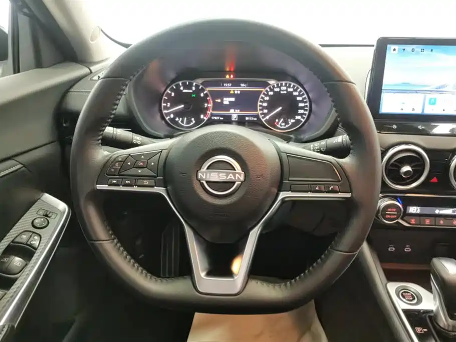 Sylphy Facelift 1.6 L CVT Joy