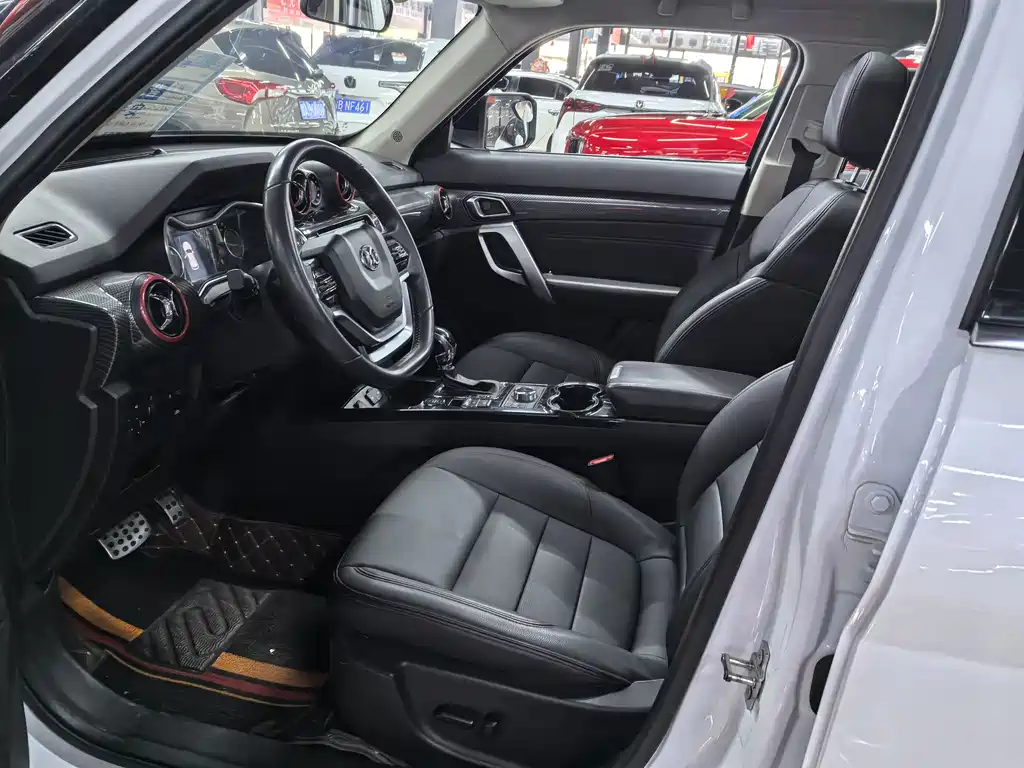 Beijing Offroad BJ20 1.5 T CVT Luxury