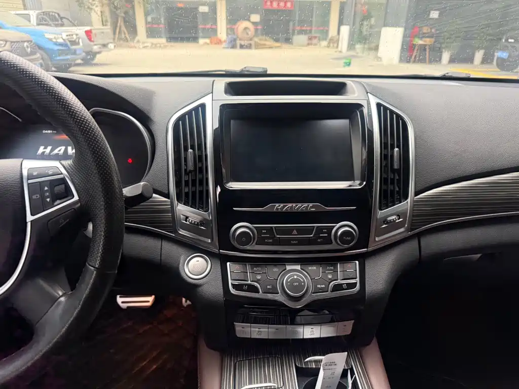 Haval H9 2.0 T Gasoline 4 WD Distinguished 7-seat