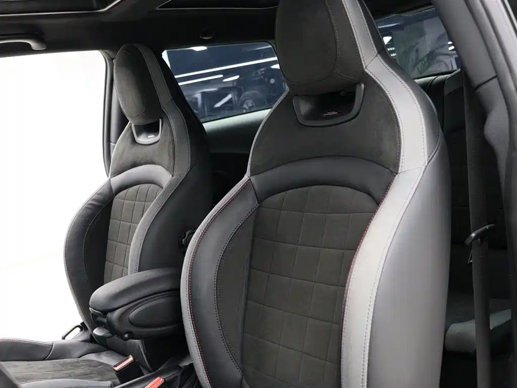 MINI JCW 2.0 T JOHN COOPER WORKS ALL-IN