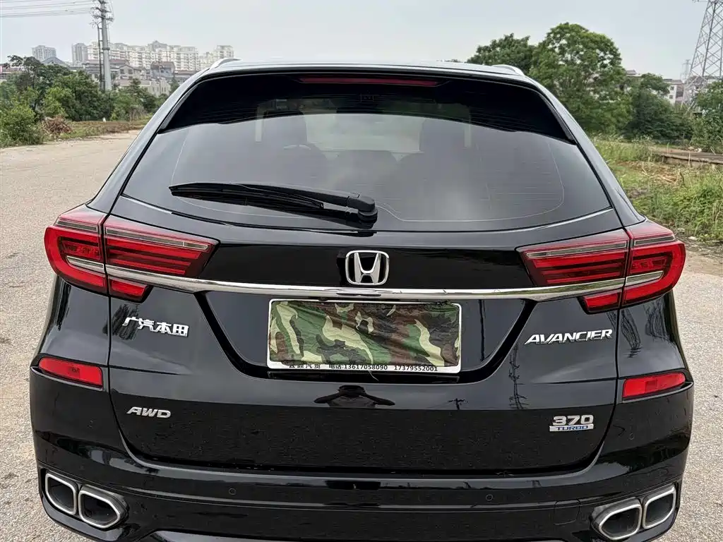 Avancier 370 TURBO 4 WD Premium