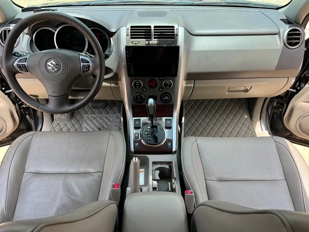 Grand Vitara 超级维特拉 2011款 2.4 AT JLX-EL 5门版