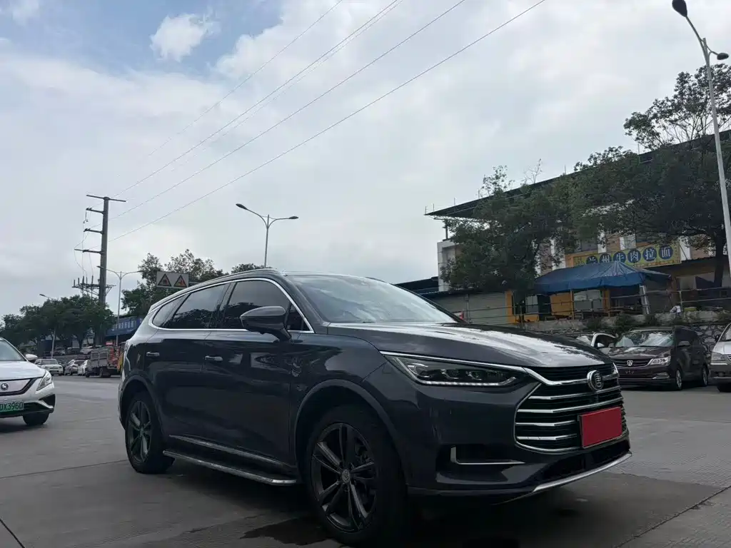 Tang 2.0 T Auto Flagship